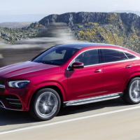 Mercedes-Benz GLE Coupe Slide
